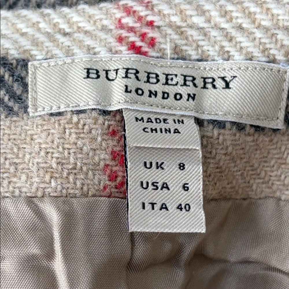 Burberry London Tan Plaid A-Line Skirt – Size US 6 - Picture 6 of 7